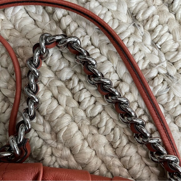 B Makowsky Crossbody Bag burnt orange flap - Picture 4 of 11